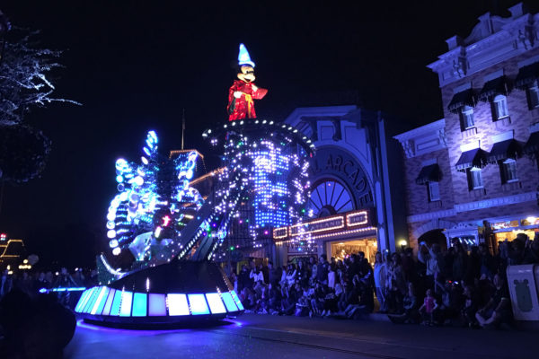 Disneyland Electric Parade Mickey
